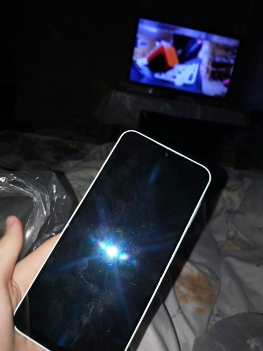 Продам срочно Samsung a16