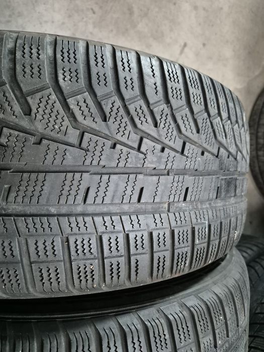4 anvelope iarna Hankook 235 55 17