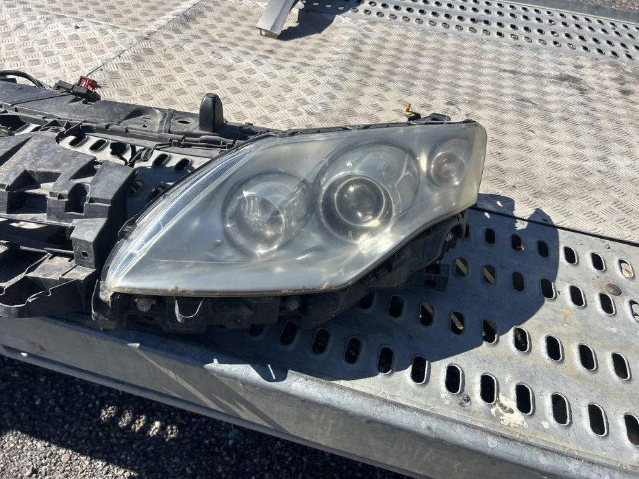 Far cu xenon renault lagun 3 2008