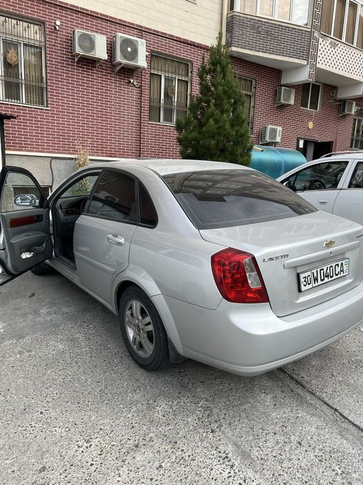 Продается машина(своя)