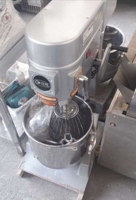 Mikser 30 litr pirmoy
