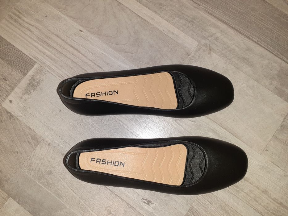 Осенняя балетка с мини каблуком