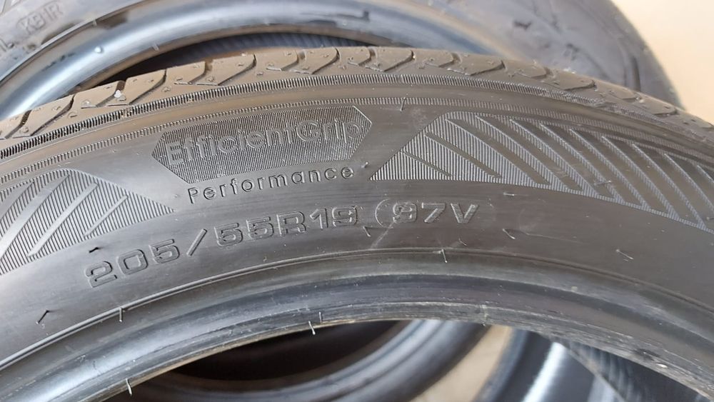 Goodyear 205/55R 19