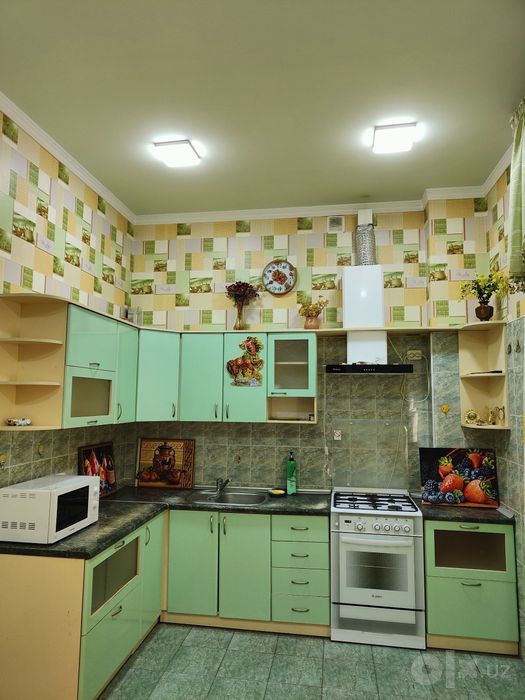 Продаётся кухонный гарнитур в хорошем  состоянии