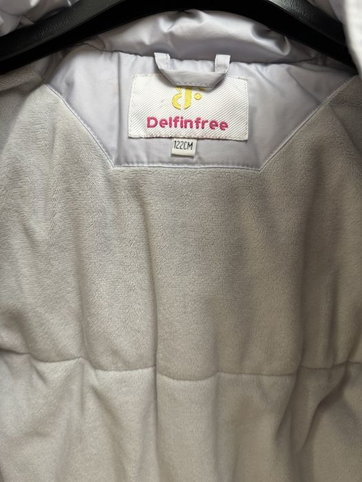 Куртка на девочку в идеальном состоянии!