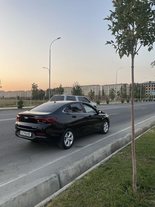 Chevrolet Onix 2024 — 3