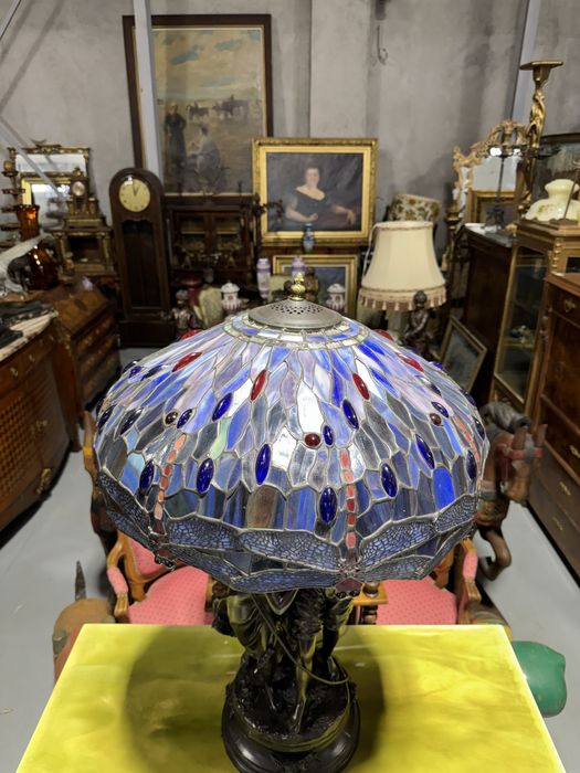 Lampa deosebita din bronz masiv cu abajur stil tiffany