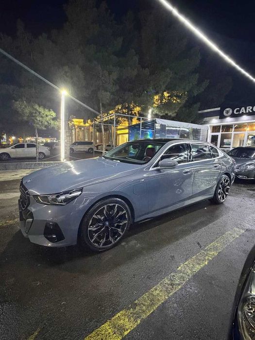 BMW i5 35L eDrive M Sport 2024г! 14 тыс км пробега! Нардо! Чистая!