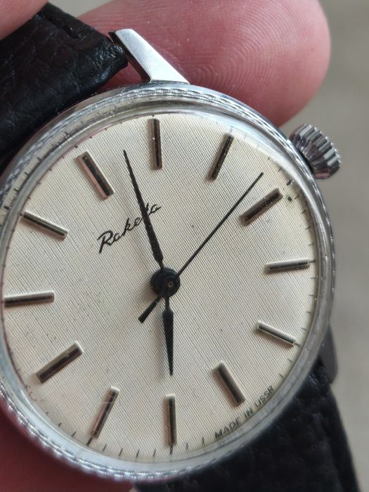 Ceas mecanic Raketa