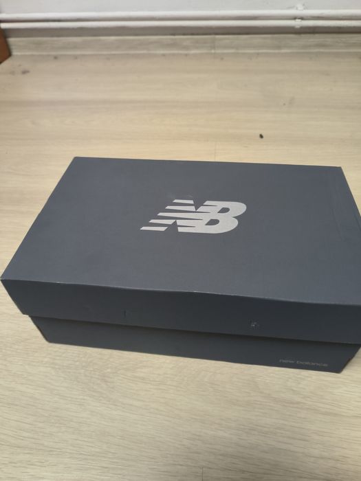 Adidași New Balance 550