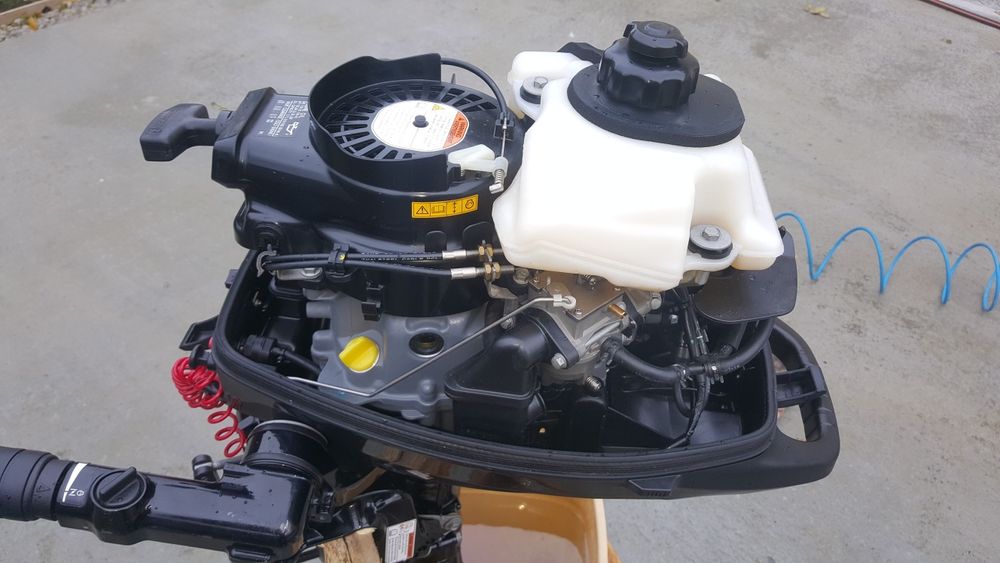 Motor barca Suzuki DF 6