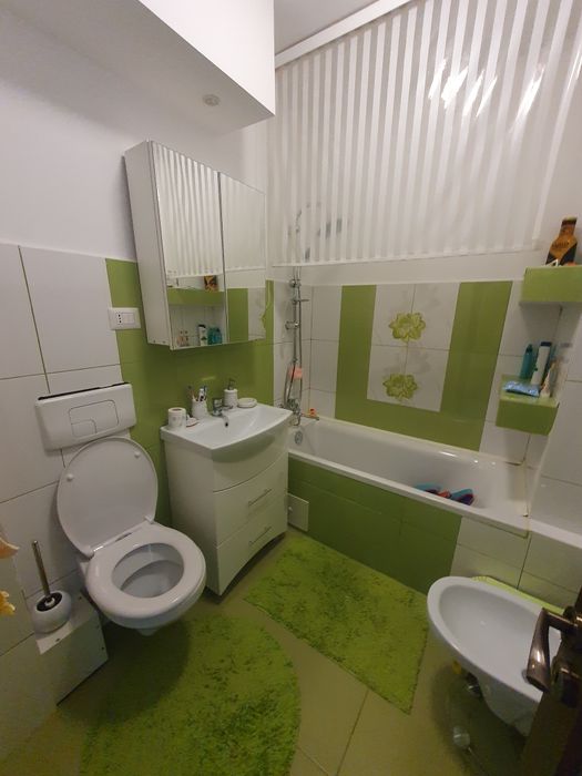 Apartament de închiriat central