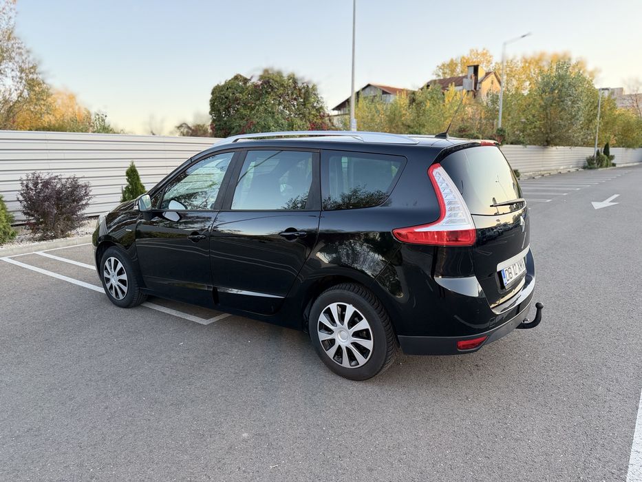 Renault Grand Scenic 1.5 DCI 110 CP