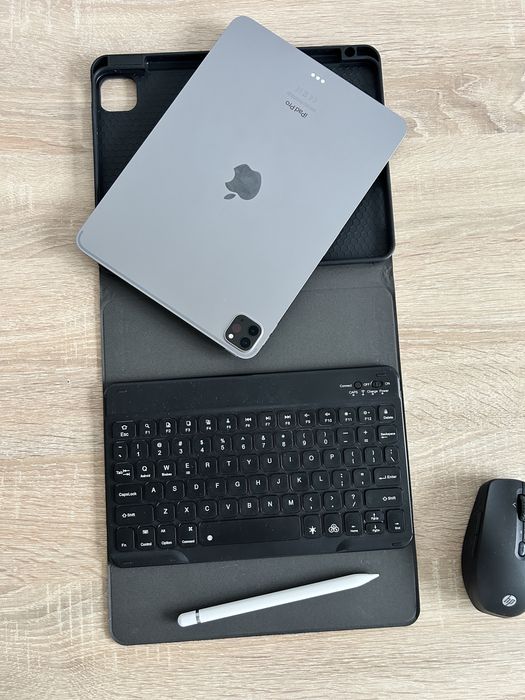 Apple iPad Pro 11" 4th Gen (2022) Wifi, 128 GB, Space Gray