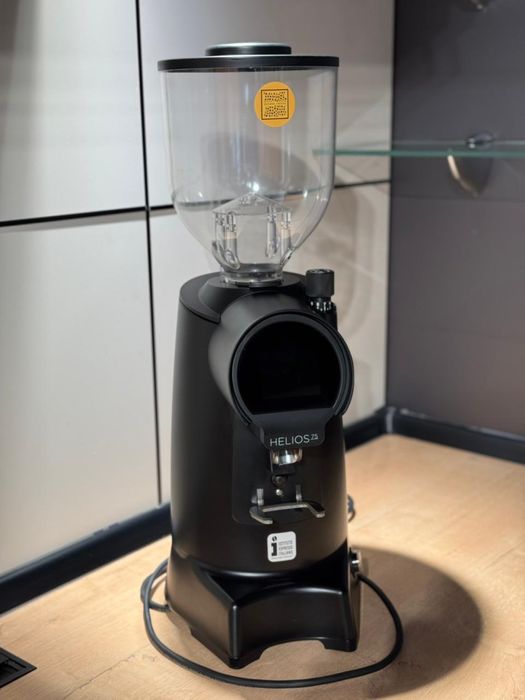 Кофемолка Eureka 1920 Helios 75