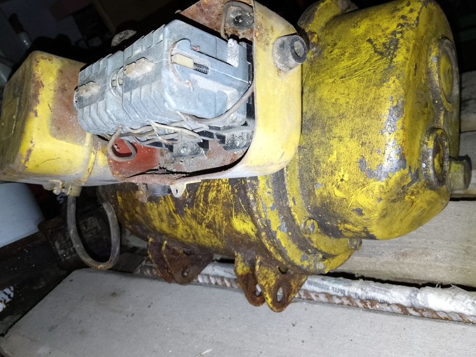 Тэльфер. Кран балка советского производства