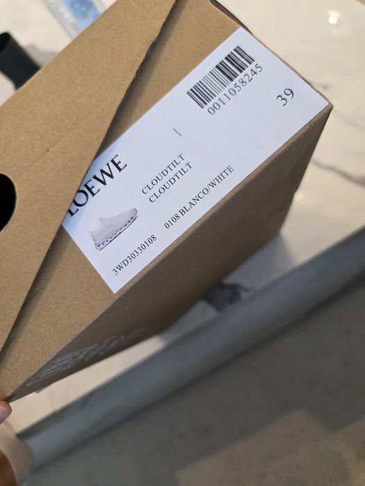 Loewe on маратонки