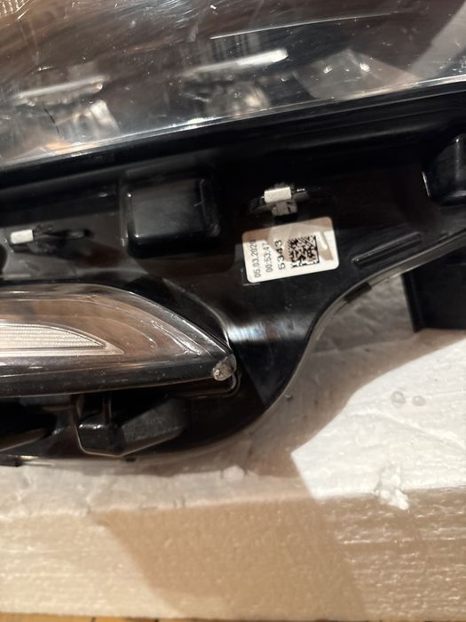 Фар Renault Megane 4