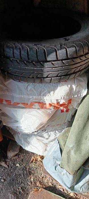 Продам резину 185/65/14