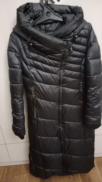 Зимние вещи продаются