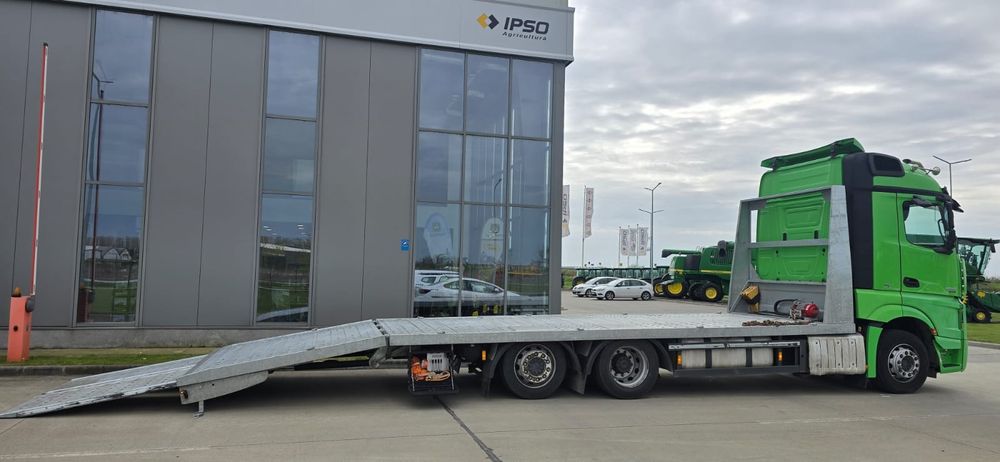 Transport utilaje Timisoara,  Tractari auto Timișoara Autostrada A1, slep, platforma,