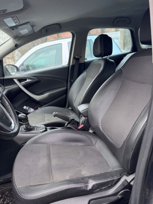 Opel Astra J 2.0cdti 165 коня, На части!!!