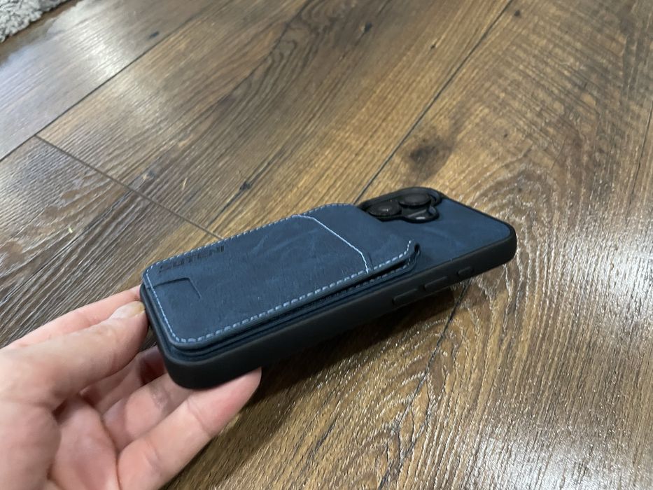 Кейс с портмоне за Айфон iPhone 16