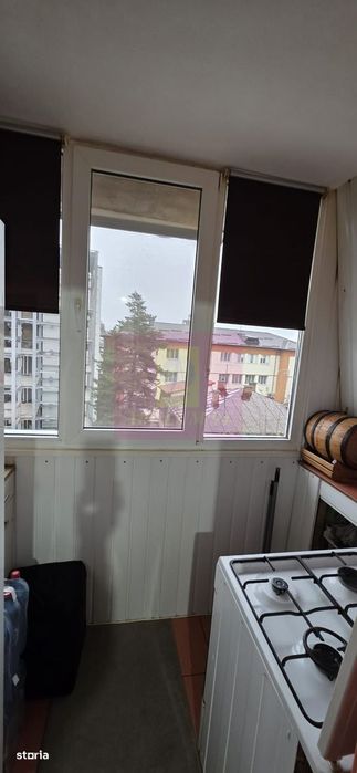 Apartament cu 2 camere de vânzare în Câmpina, zonă Central
