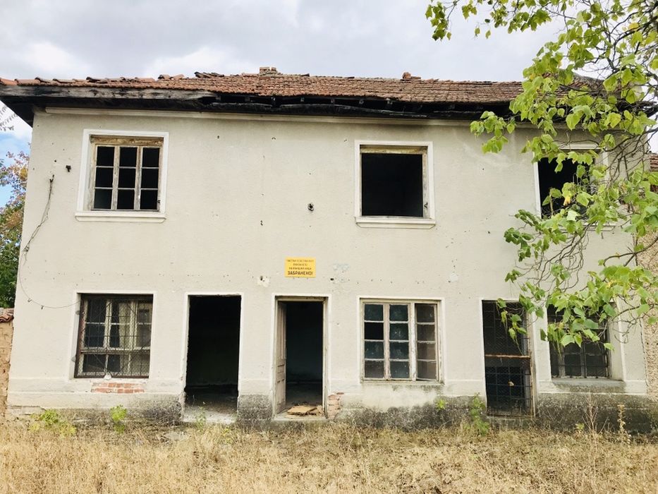 Продава се Къща в с. Бегово, Област Пловдив - 320 кв.м за 79 €/кв.м - Снимка #2