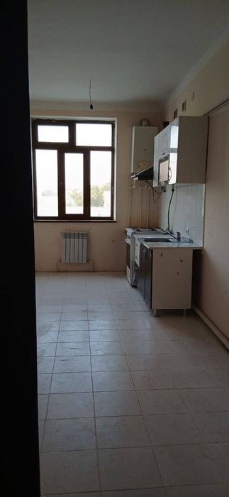 Qarshi shahrida Aeroportdagi 1 xonali yangi dom sotiladi