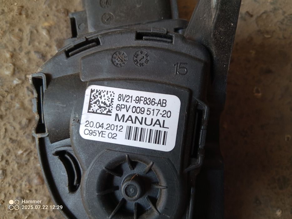 Продавам потенциометър на газта за ford fiesta седма генерация 08-12 г