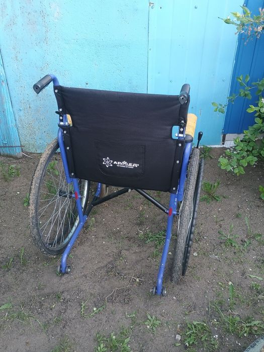 Инвалидная коляска