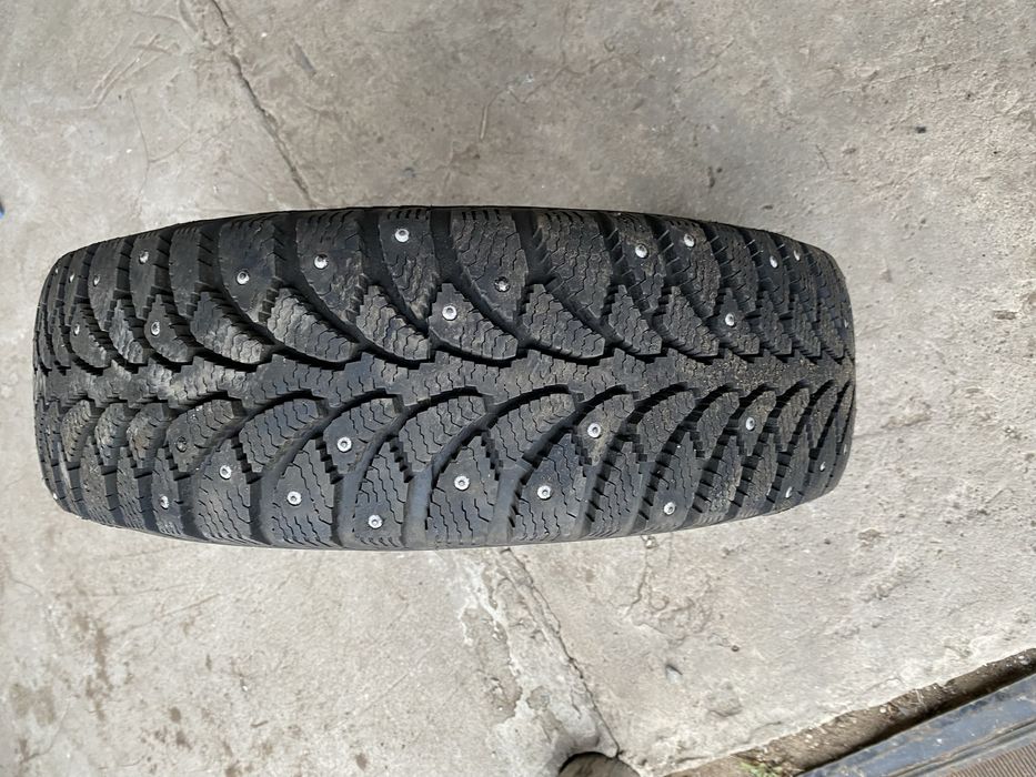 Продам шипованую шину 185х65 R14