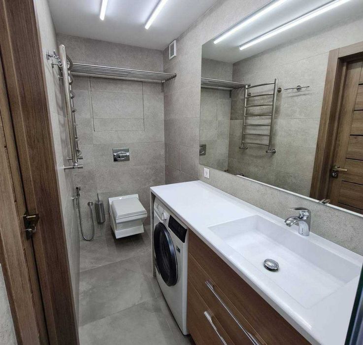 Мирабадский р! 2х ком. кв. со свежим ремонтом Ойбек метро / Кафе BON!