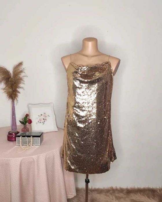 Rochie cu paiete, ASOS cu eticheta
