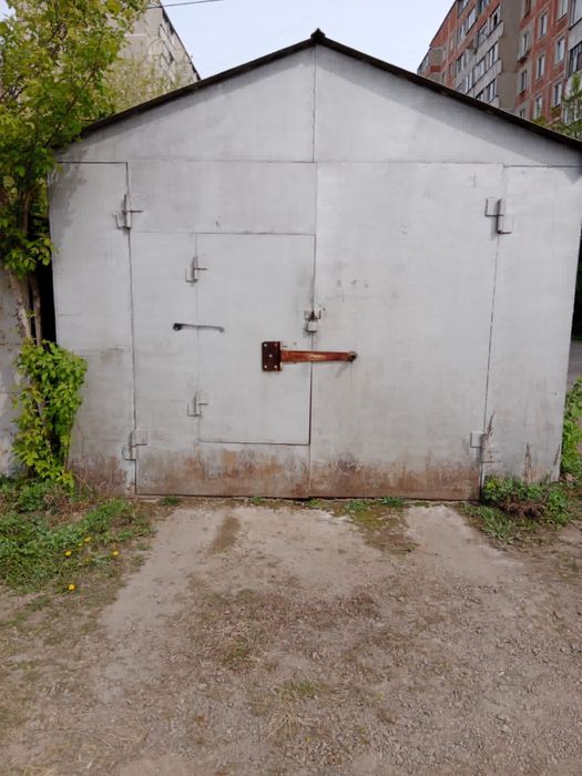 Продам гараж срочно