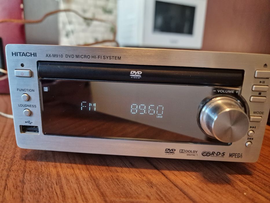 Microsistem audio-video, Hitachi,model AX - M910