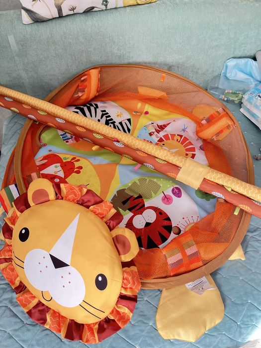 Продам развивающие коврики для детей.Игрушки есть