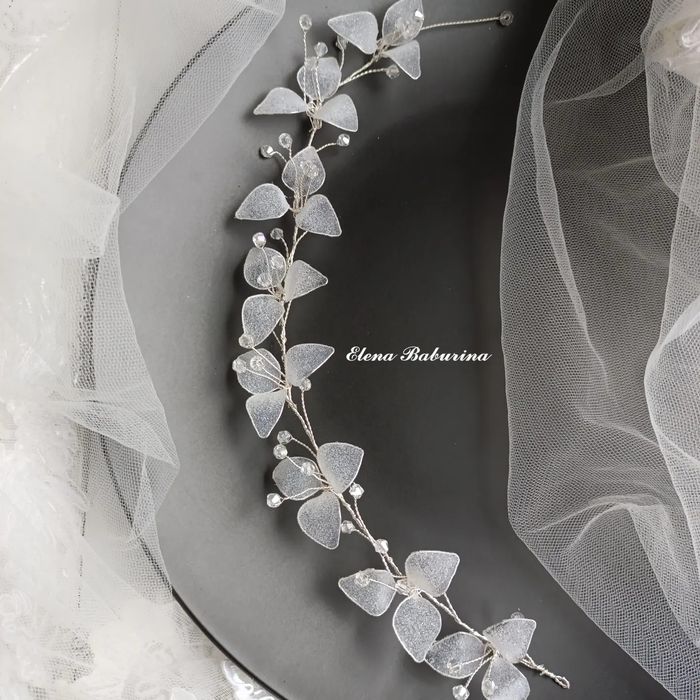 Веточки в прическу