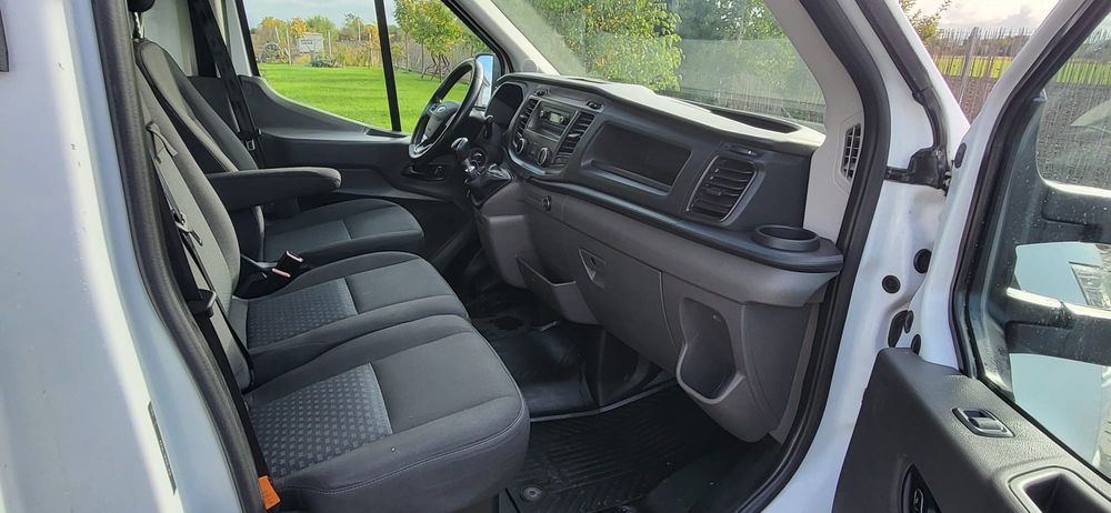 Ford Transit platforma cu obloane si prelată