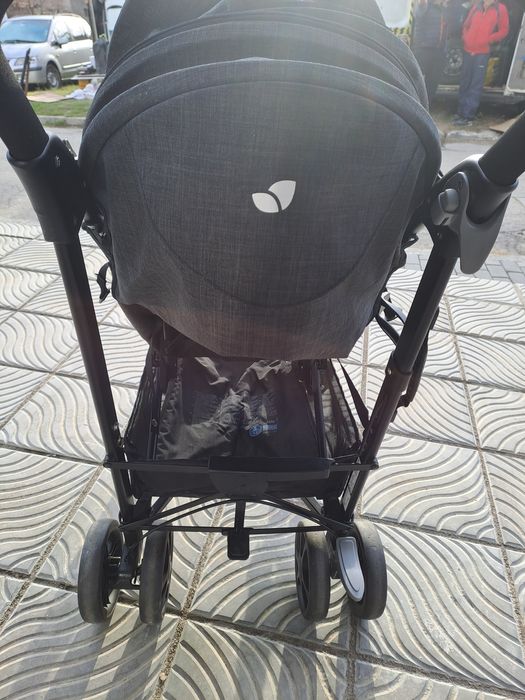 Детска количка Joie brisk pavement