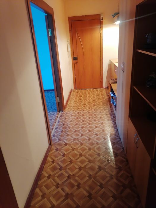 Продам 4-х комнатную квартиру