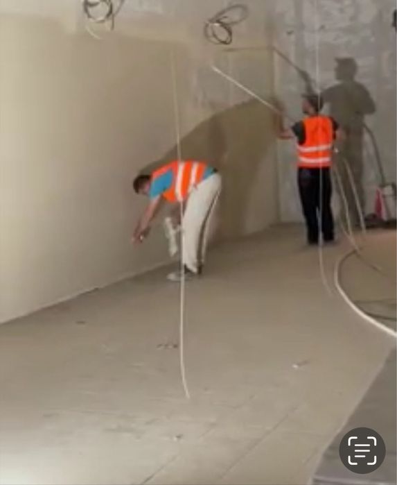 Executam: tencuiala mecanizata, sape mecanizate, glet mecanizat