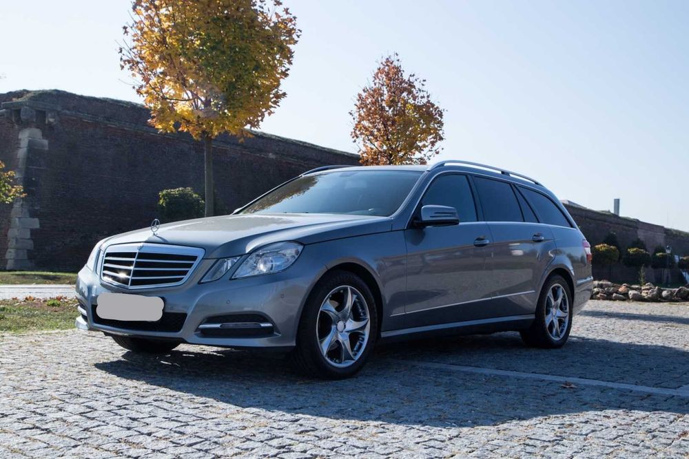 Mercedes-Benz E 200 T-Modell W212  – 2013  Excelent întreținută