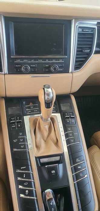 Porshe Macan S Diesel 3.0 V6 - 2016 - Automat - Navigatie - Piele