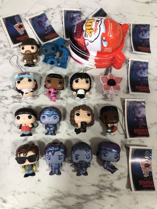 Stranger things kinder kolleksiya