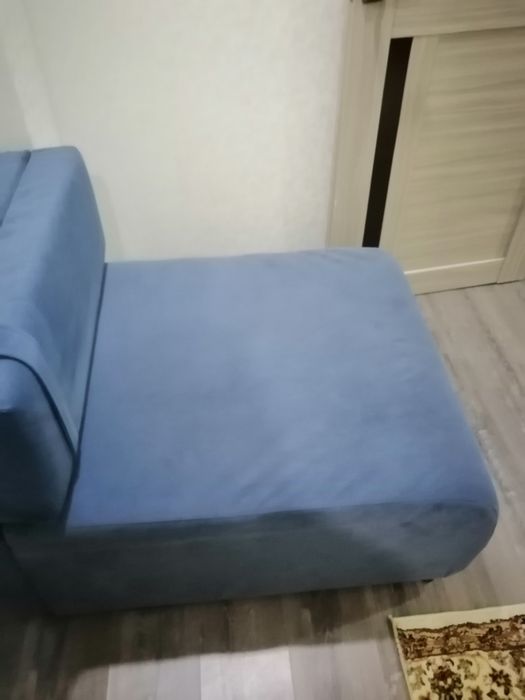 Продам кресло диван