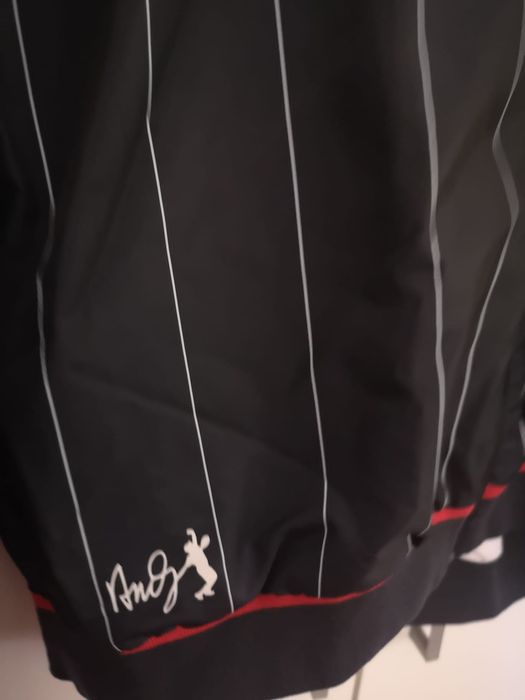 Trening original Lacoste Andy Roddik 
Produsul este nou sigilat
Trenin