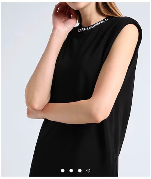 НОВА Рокля Karl Lagerfeld S размер