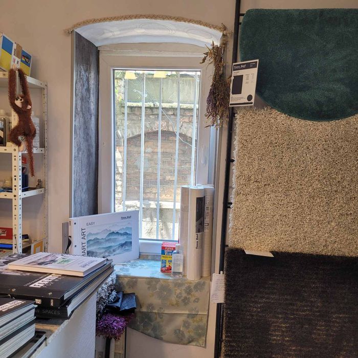 Продава се Магазин в Плевен, Идеален център - 48 кв.м за 938 €/кв.м - Снимка #1